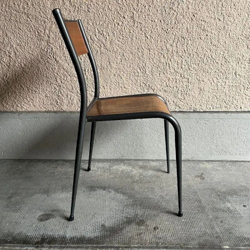 Ancienne chaise écolier