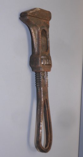 - ANCIENNE CLE ANGLAISE MARTEAU HI OUTIL ANCIEN OLD TOOLS COLLECTION GARAGE  D