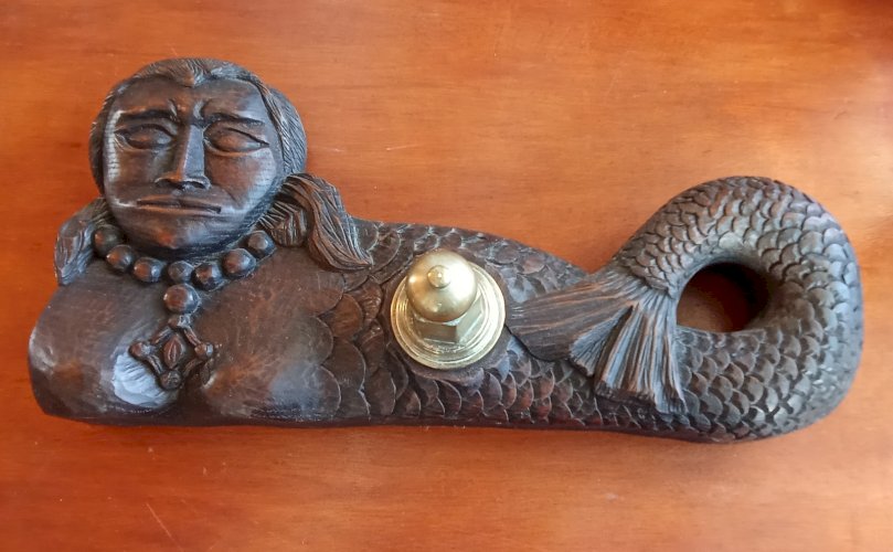 Ancienne Clef Barrique Verrou de fût Tonneau Sirène Bois Sculpté Art populaire