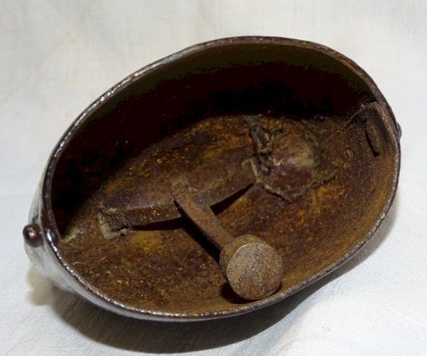 -ANCIENNE CLOCHE DE CHEVRE SIMOND 000 METAL ROUILLE VERNIS  ART POPULAIRE D