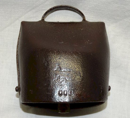 -ANCIENNE CLOCHE DE CHEVRE SIMOND 000 METAL ROUILLE VERNIS  ART POPULAIRE D