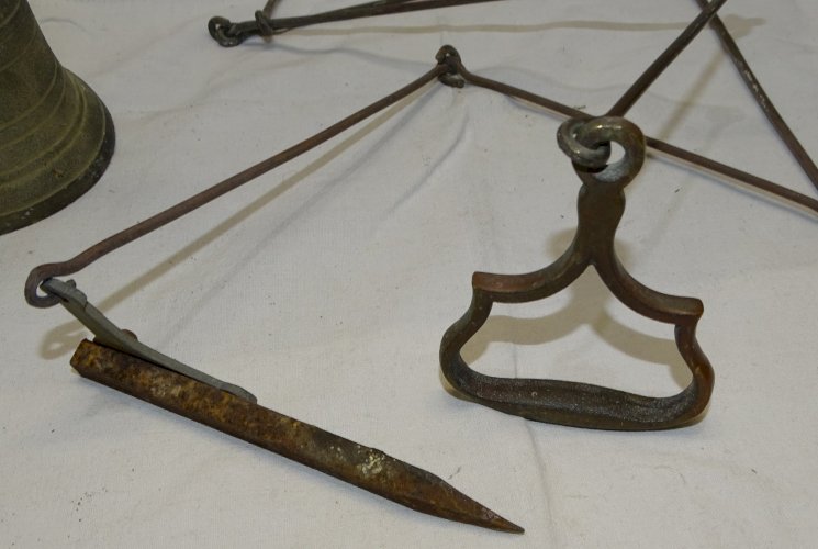 -ANCIENNE CLOCHE DE PORTE D'ENTREE N° 10 avec SYSTEME COMPLET  ET  POIGNEE   D