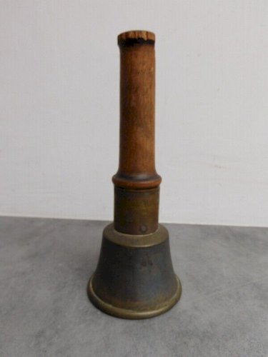 ANCIENNE CLOCHE EN BRONZE ET BOIS