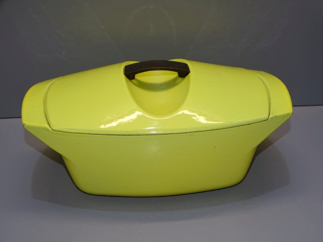 -ANCIENNE COCOTTE LE CREUSET DESIGN RAYMOND LOEWY FONTE EMAILLEE JAUNE  D