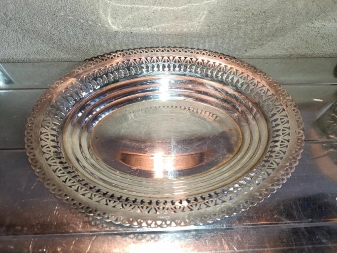 ancienne corbeille en metal argente poincon st medard en bon etat