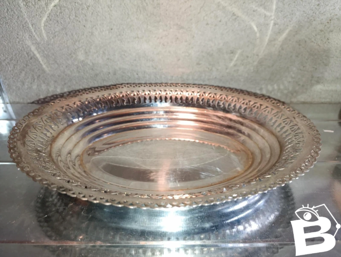 ancienne corbeille en metal argente poincon st medard en bon etat