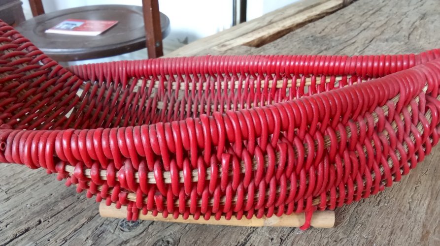 Ancienne Corbeille vide Poche Fil Scoubidou Rouge Années 1960 Forme de canard