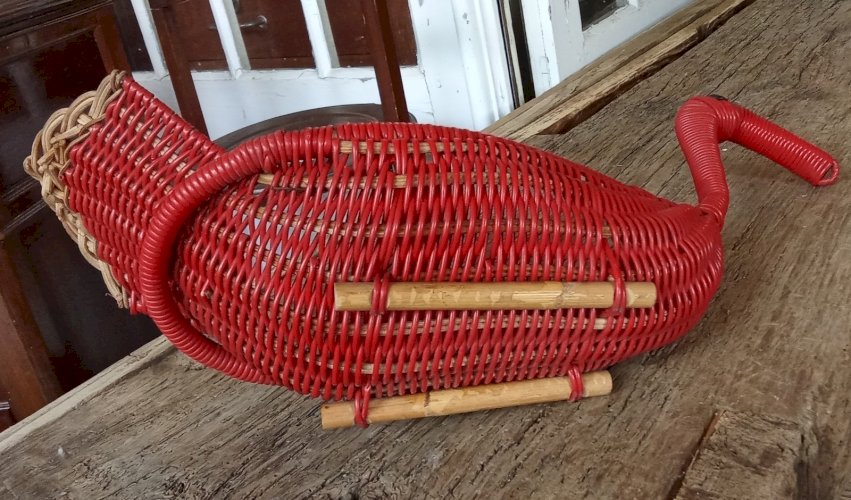 Ancienne Corbeille vide Poche Fil Scoubidou Rouge Années 1960 Forme de canard