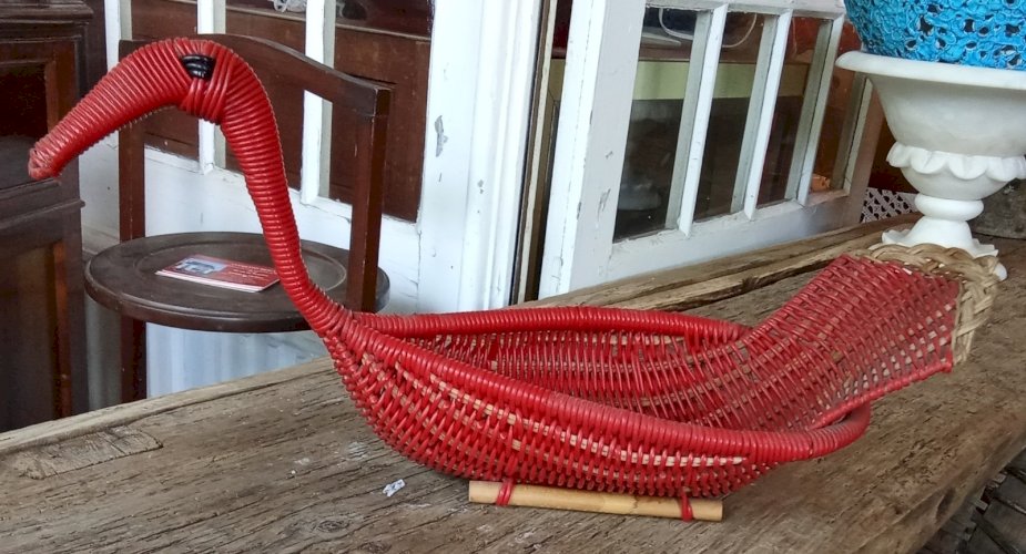 Ancienne Corbeille vide Poche Fil Scoubidou Rouge Années 1960 Forme de canard