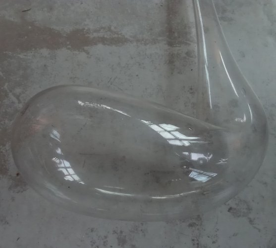 Ancienne cornue verre soufflé laboratoire chimie Antique chemistry laboratory