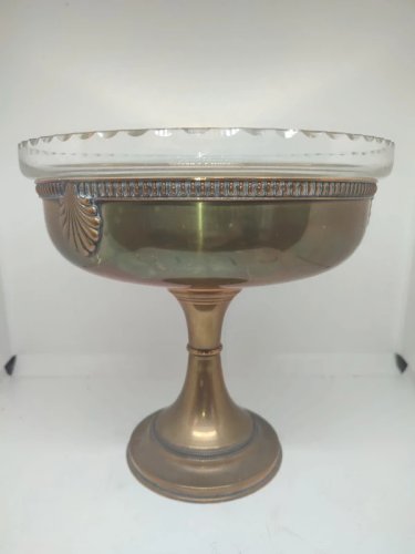 ancienne coupe en laiton avec coupelle en cristal en bon etat