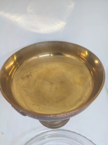 ancienne coupe en laiton avec coupelle en cristal en bon etat
