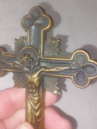 Ancienne croix catholique, en bronze, Max Le Verrier