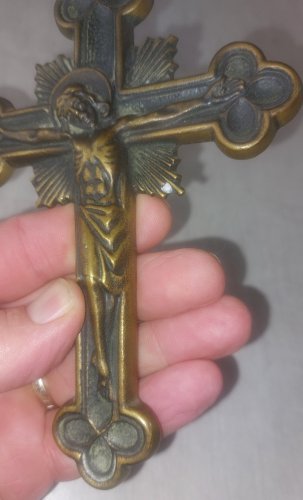 Ancienne croix catholique, en bronze, Max Le Verrier
