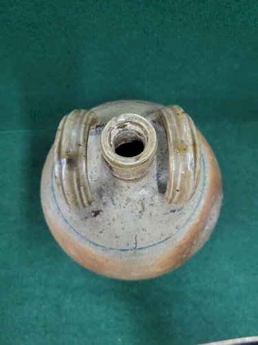ANCIENNE CRUCHE EN TERRE VERNISSEE GRES N° 1