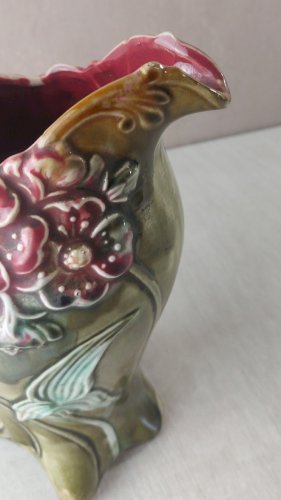 Ancienne cruche / pichet / carafe, en barbotine, décor fleurs, Onnaing 764
