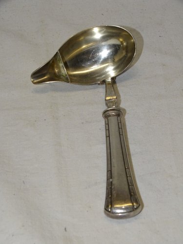 -ANCIENNE CUILLERE A SAUCE METAL ARGENTE ART DE LA TABLE VITRINE