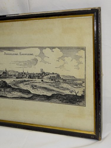 -ANCIENNE EAU FORTE  ANGOULESME ENGOULESME SOUS VERRE CADRE BOIS NOIRCI   D