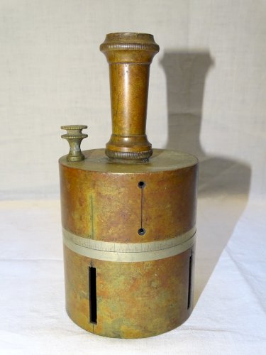 -ANCIENNE EQUERRE de GEOMETRE ARPENTEUR PANTOMETRE EN LAITON OUTIL ANCIEN   D