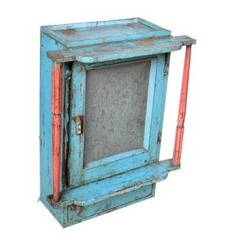 Ancienne étagère murale