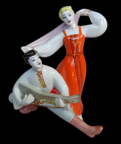 Ancienne Figurine Danseurs Ukrainien Céramique Étrangère Korosten Ukraine