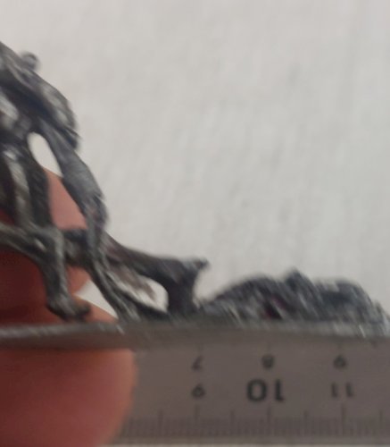 Ancienne figurine en métal pour jeu de rôle, à identifier ^