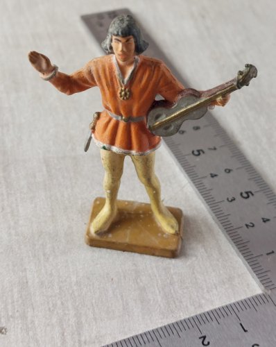 Ancienne figurine, en plastique peint, Troubadour, Moyen Age, Starlux, 1ère géné ^