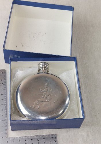 Ancienne flasque en étain, Alchemy Sheffield