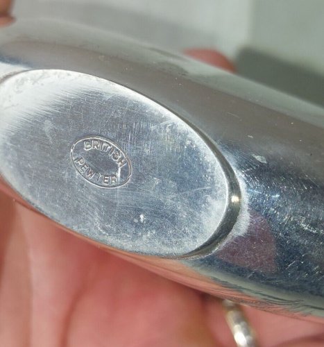 Ancienne flasque en étain, British Pewter