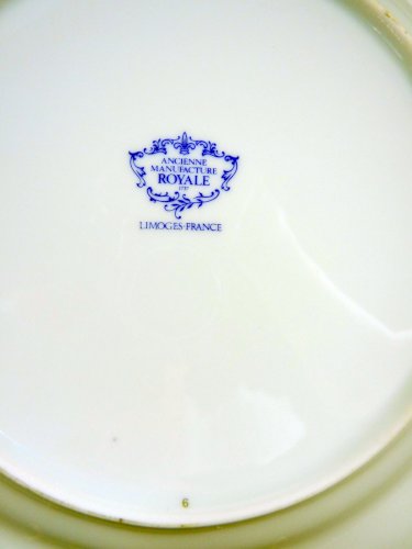 Ancienne Grande Assiette Manufacture Royale Limoges France Fleurs Médaillon Sign