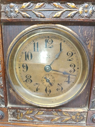 ancienne horloge de table en bois fin 19eme mecanisme a reviser en bon etat