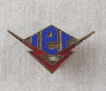 Ancienne insigne / boutonnière émaillée, IER, à identifier ^