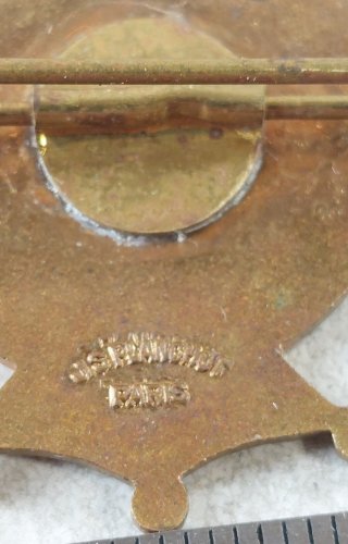 Ancienne insigne / médaille religieuse émaillée, Diocèse de Carcassonne