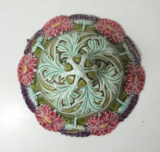 ancienne jardinière flottante barbotine suspendue