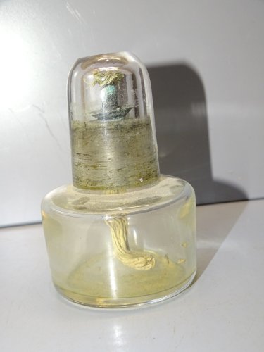 -ANCIENNE LAMPE A HUILE BRULEUR POUR CAFETIERE A DEPRESSION TYPE HELLEM  D