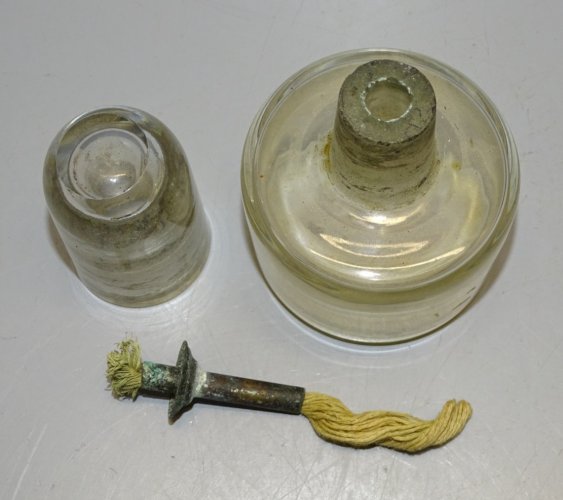 -ANCIENNE LAMPE A HUILE BRULEUR POUR CAFETIERE A DEPRESSION TYPE HELLEM  D