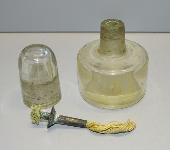 -ANCIENNE LAMPE A HUILE BRULEUR POUR CAFETIERE A DEPRESSION TYPE HELLEM  D