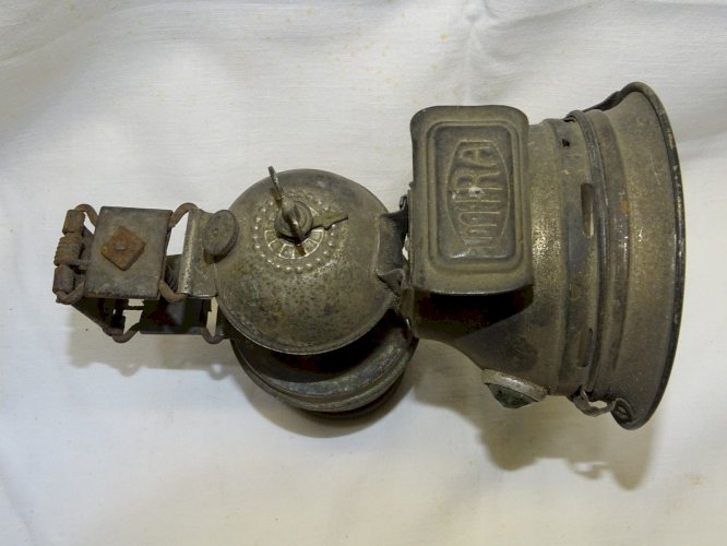 -ANCIENNE LAMPE ACETYLENE à CARBURE LAITON Chromé MIRA jus de GRENIER VELO