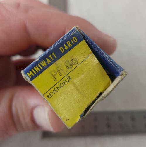 Ancienne lampe / ampoule, tubes radio, Miniwatt Dario, PF 86