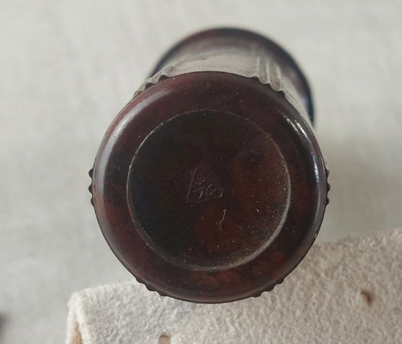 Ancienne lampe de poche, en bakélite ^