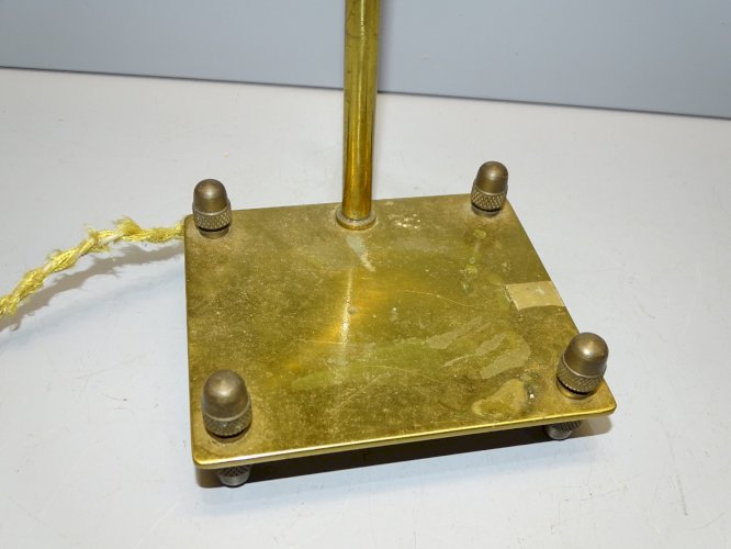-ANCIENNE LAMPE LAITON PIEDS GLANDS SUPPORT STATUETTE POUR MISE EN VALEUR  D