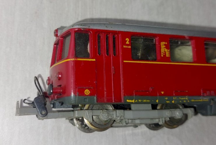 Ancienne locomotive Diesel / automotrice, 515 590-8, Lima, en HO