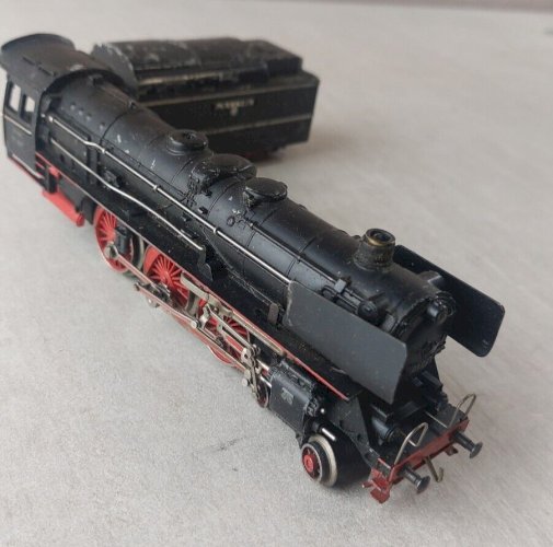 Ancienne locomotive vapeur 3048 + tender, 01 097, Märklin, en HO