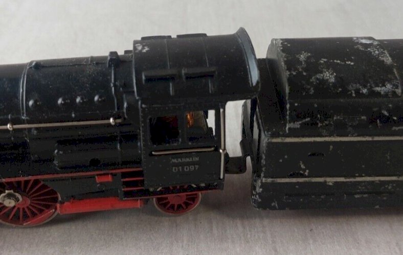 Ancienne locomotive vapeur 3048 + tender, 01 097, Märklin, en HO