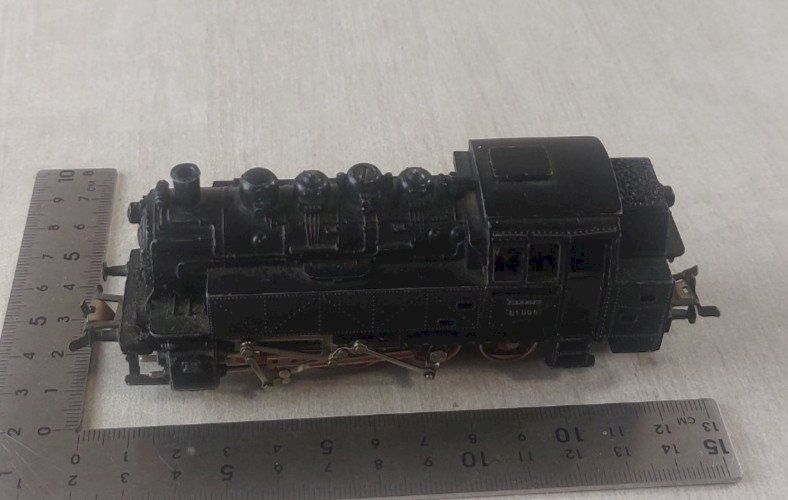 Ancienne locomotive vapeur 81004, Märklin 3031, en HO