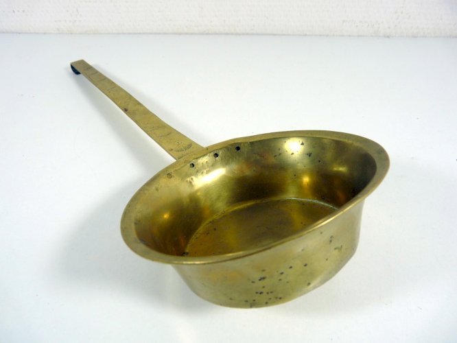 Ancienne louche à eau en cuivre XVIII°