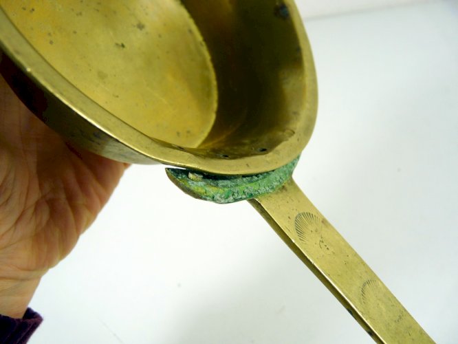 Ancienne louche à eau en cuivre XVIII°