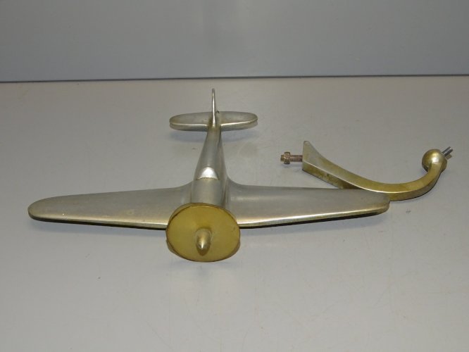 -ANCIENNE MAQUETTE ALU AVION SPITFIRE avec PIED JUS  GRENIER POUR LAMPE/AUTRE  D
