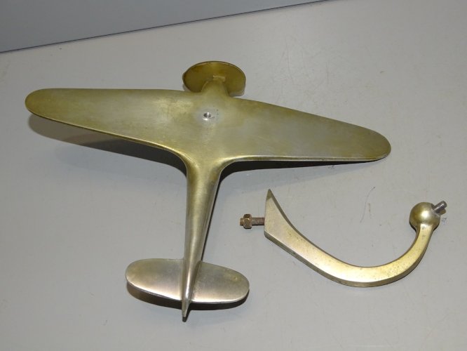 -ANCIENNE MAQUETTE ALU AVION SPITFIRE avec PIED JUS  GRENIER POUR LAMPE/AUTRE  D