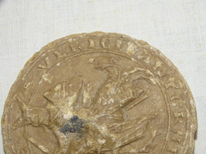 -ANCIENNE MATRICE MOULAGE SCEAU MEDIEVAL CHEVALIER EN ARMURE A CHEVAL VITRINE  D